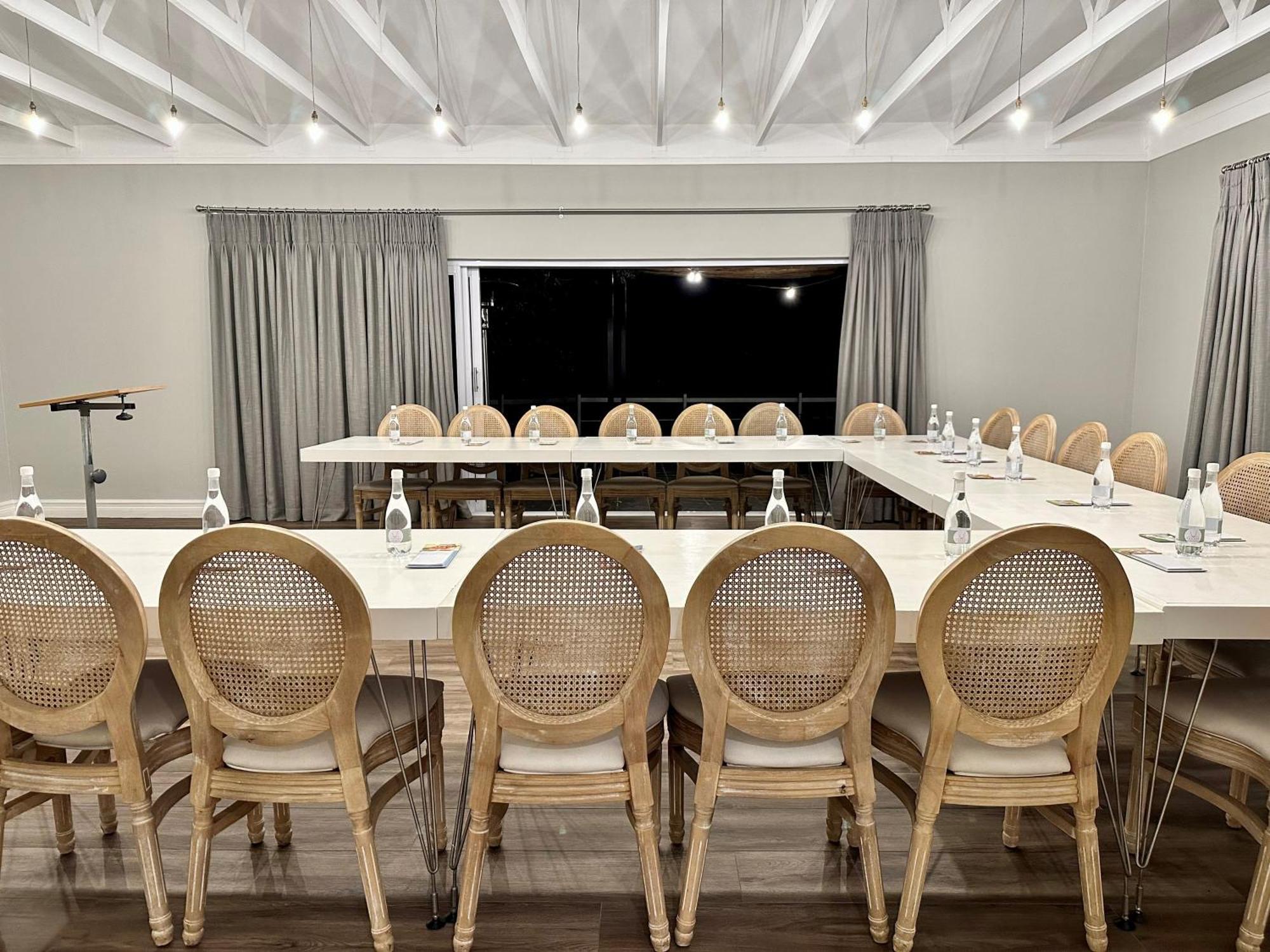Serene Place Guest House & Conference Venue Affordable Luxury With Backup Power Roodepoort Exterior photo